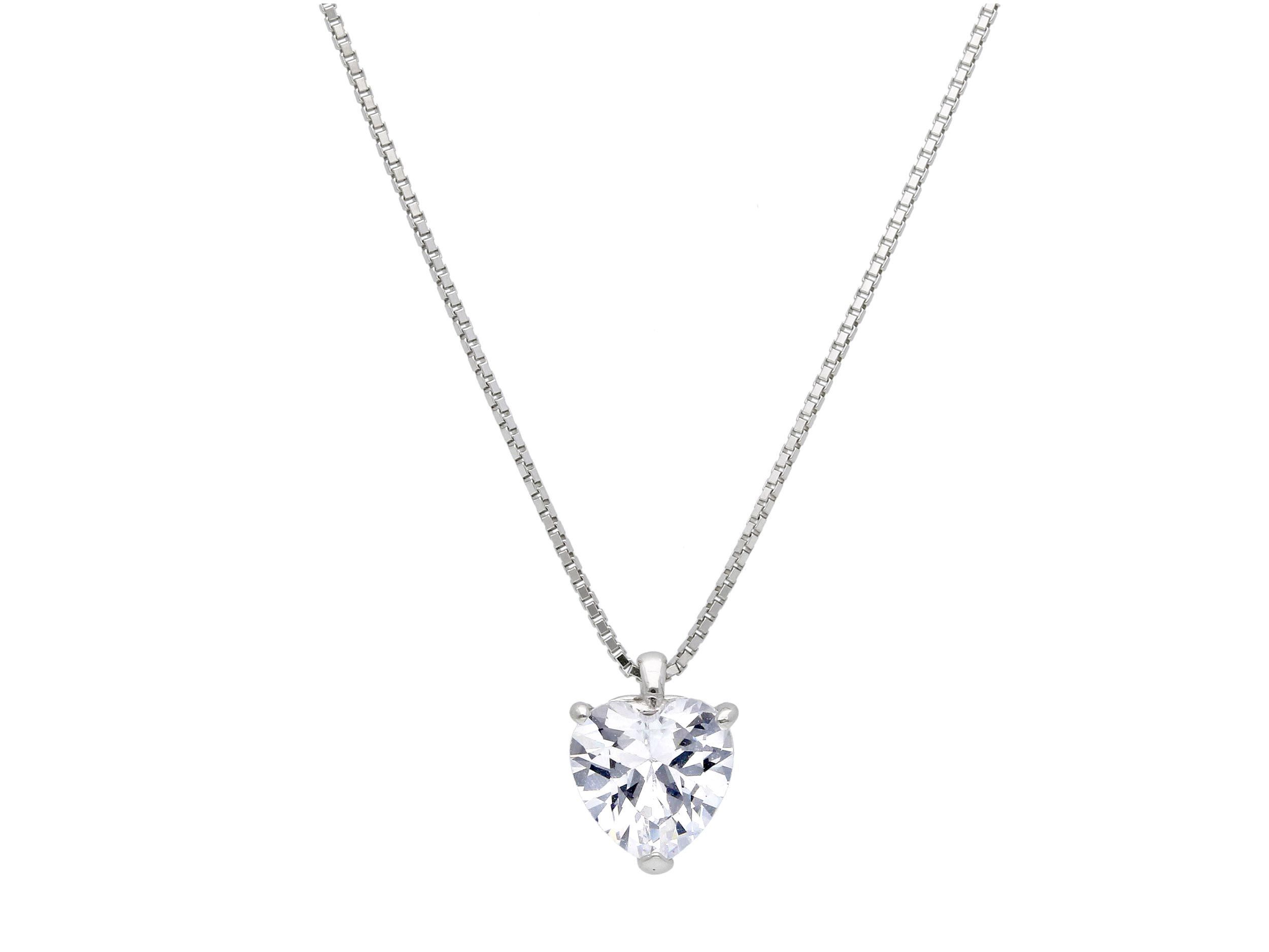 White gold heart necklace k9 with white zircon (code S258115)